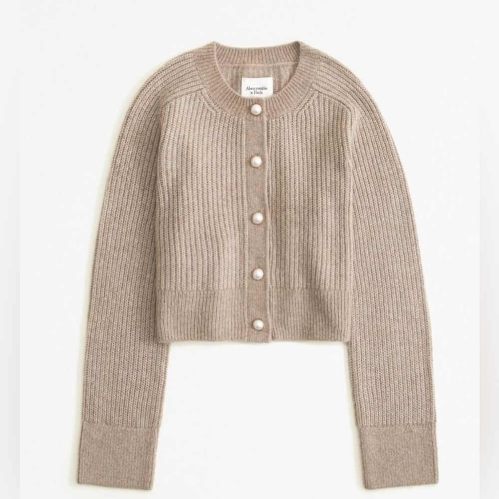 Abercrombie Women's Crew Pearl Button Cardigan | Size: Small | Color: Brown